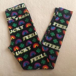 🆕LuLaRoe Legging’s Shamrocks Designed One size fits 0-6